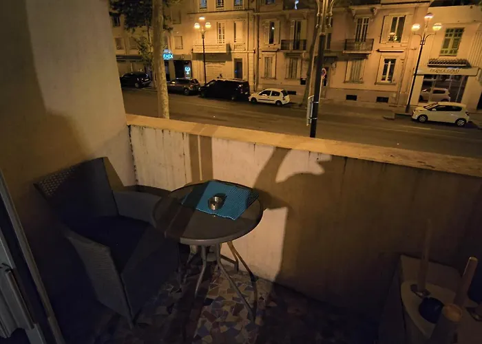 Daire Centre Avec Terrasse